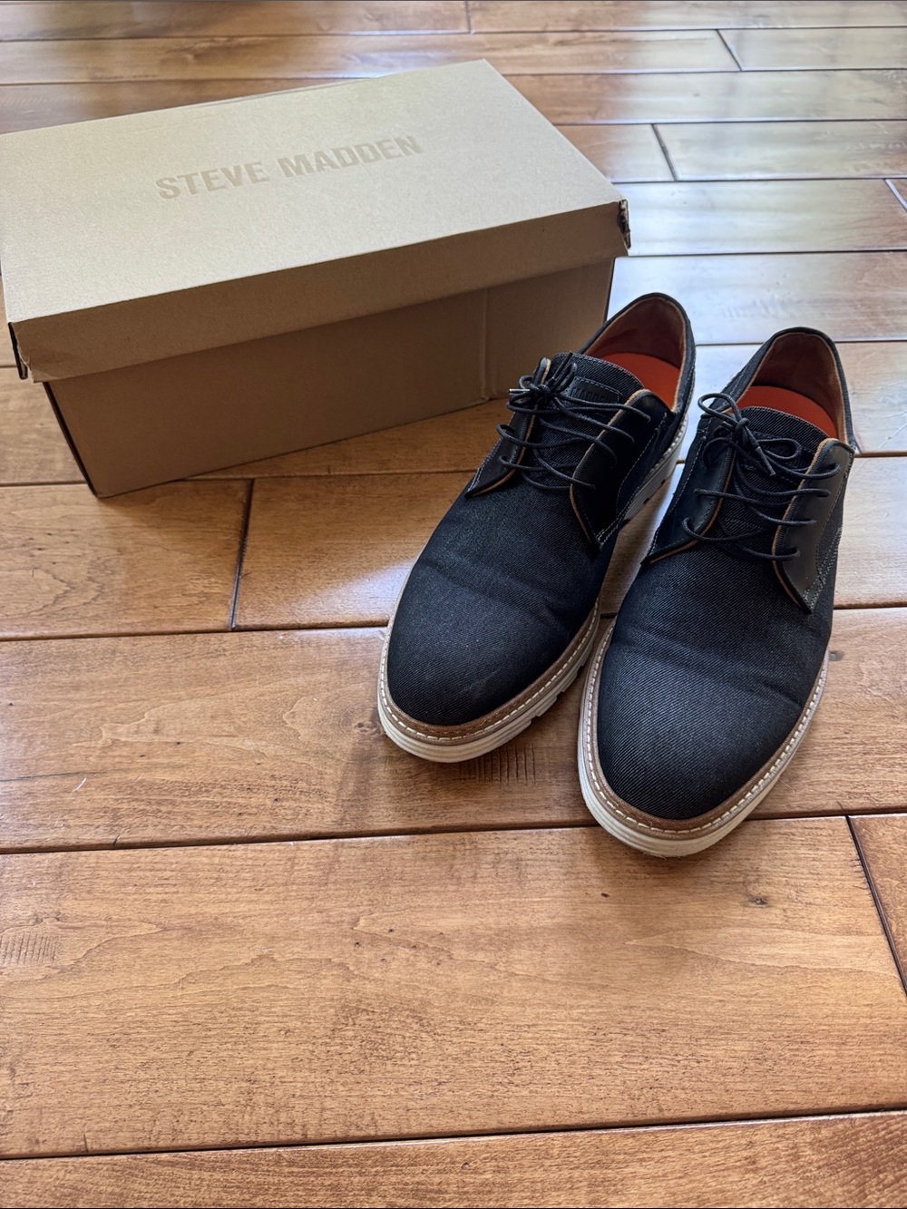 Steve Madden
Men's Curie Lace-Up Shoes Size 11.5